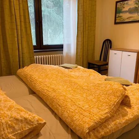 1st Floor Apartmán